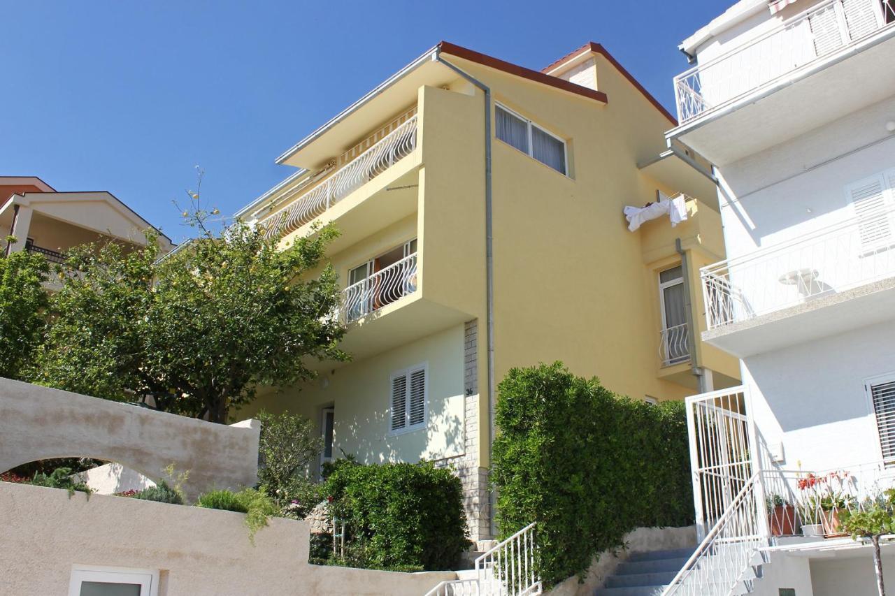 Apartments And Rooms With Parking Space Makarska - 6767 Exterior foto